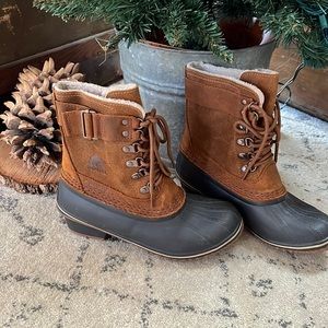 Women’s Fancy Lace Sorel Waterproof Leather Lace up Boot 8